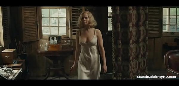  Jennifer Lawrence in Serena 2016